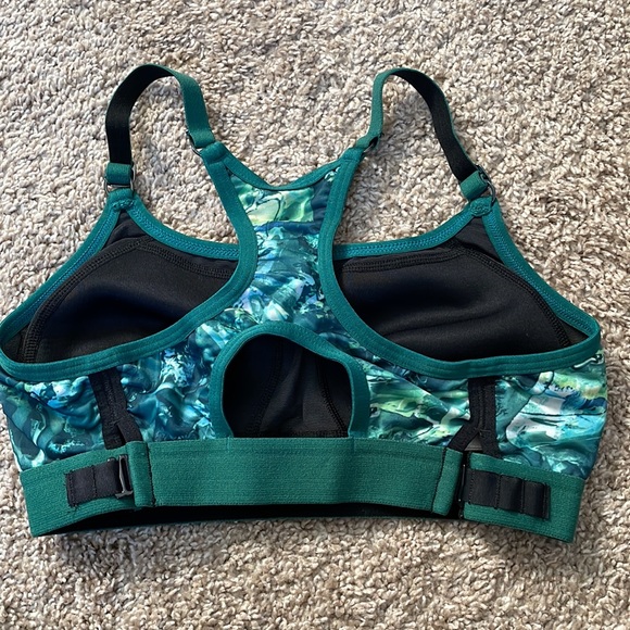 Lole Sports Bra size small - Picture 2 of 7